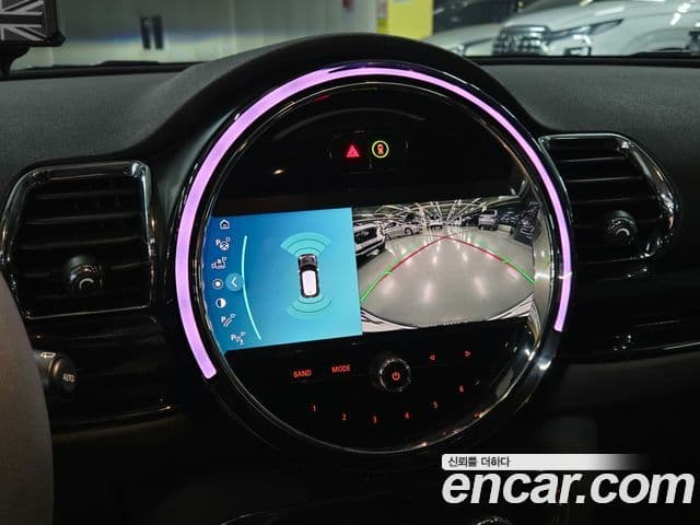 Mini Cooper 클럽맨 2세대, 2024 17