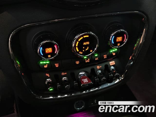 Mini Cooper 클럽맨 2세대, 2024 18