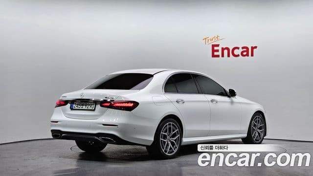 Mercedes-Benz E-класс W213 AMG Line, 2022 2