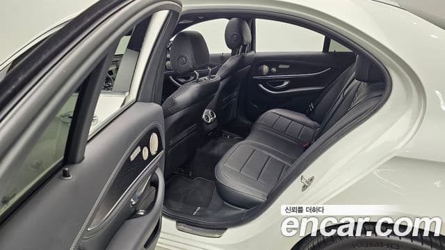 Mercedes-Benz E-класс W213 AMG Line, 2022 10