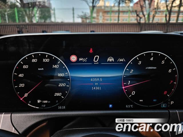 Mercedes-Benz E-класс W214 Exclusive, 2025 3