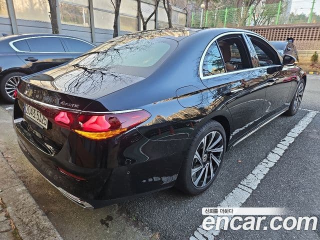 Mercedes-Benz E-класс W214 Exclusive, 2025 6