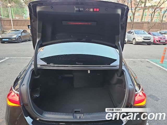 Mercedes-Benz E-класс W214 Exclusive, 2025 10