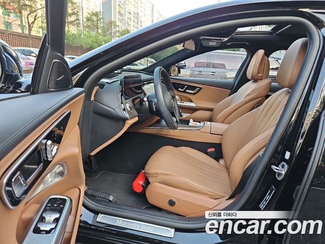Mercedes-Benz E-класс W214 Exclusive, 2025 15