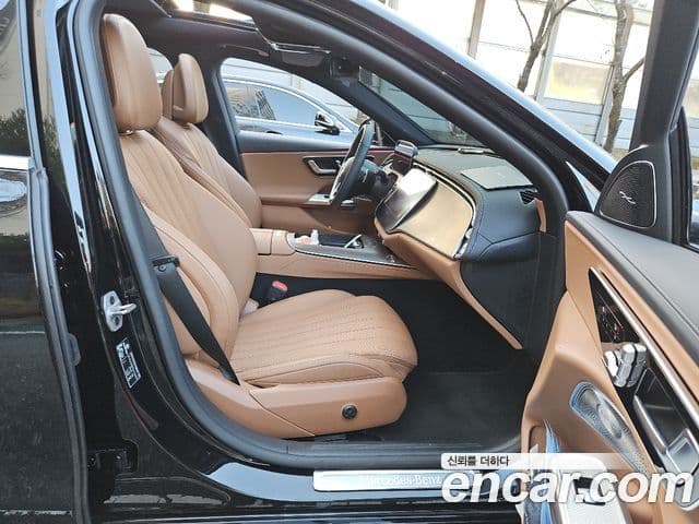 Mercedes-Benz E-класс W214 Exclusive, 2025 19