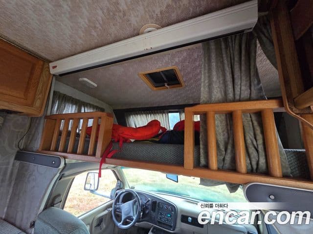 Chevrolet 익스프레스밴, 2001 13