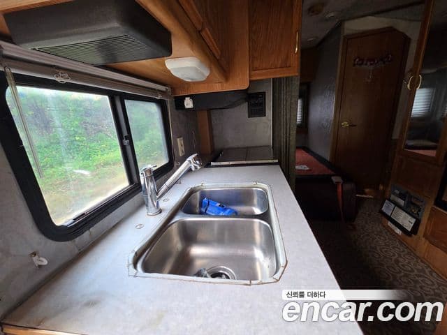 Chevrolet 익스프레스밴, 2001 14