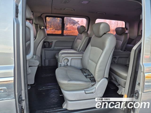 Hyundai Grand Starex CVX Premium, 2011 13