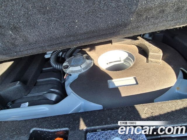 Renault Korea(Samsung) SM6 2.0 LPe SE (для людей с инвалидностью), 2016 18