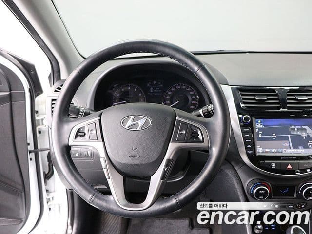 Hyundai Accent(новый кузов / новое поколение) Premium, 2016 16