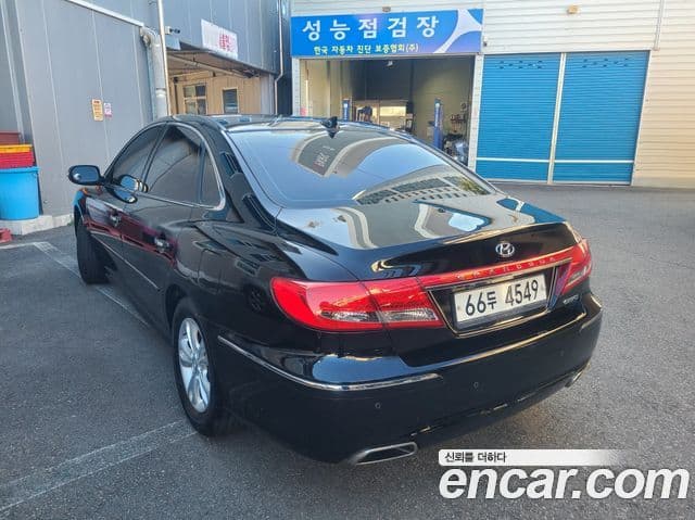 Hyundai The / новый Luxury Grandeur LPI Q270 для людей с инвалидностью, 2011 все фото