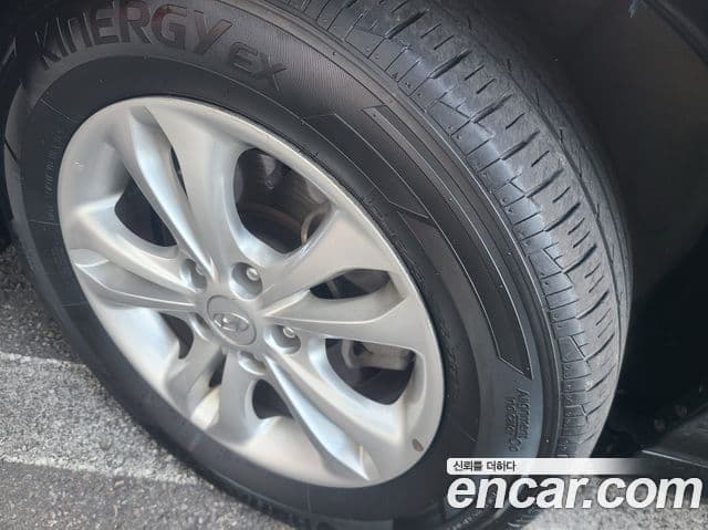 Hyundai The / новый Luxury Grandeur LPI Q270 для людей с инвалидностью, 2011 7