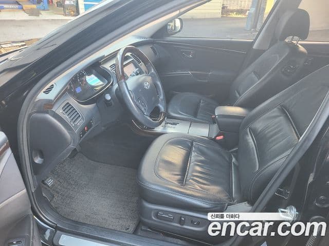 Hyundai The / новый Luxury Grandeur LPI Q270 для людей с инвалидностью, 2011 9