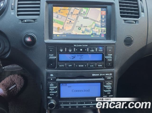 Hyundai The / новый Luxury Grandeur LPI Q270 для людей с инвалидностью, 2011 14