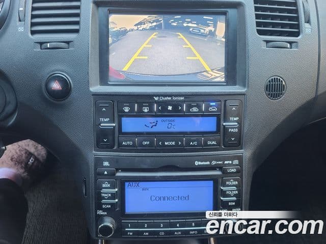 Hyundai The / новый Luxury Grandeur LPI Q270 для людей с инвалидностью, 2011 15