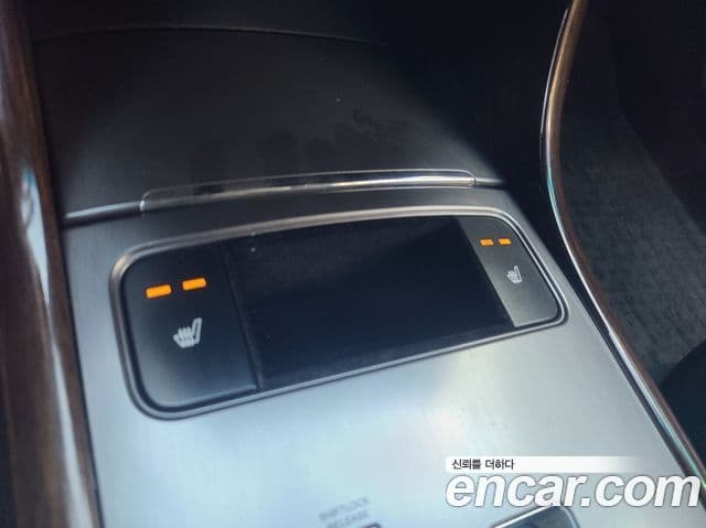 Hyundai The / новый Luxury Grandeur LPI Q270 для людей с инвалидностью, 2011 16