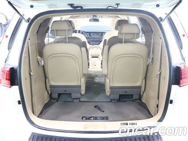 Kia The / новый New Carnival Luxury, 2020 все фото