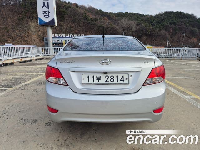 Hyundai Accent(новый кузов / новое поколение) Luxury, 2012 все фото