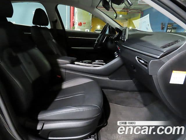 Hyundai Sonata гибрид (DN8) Modern, 2022 13