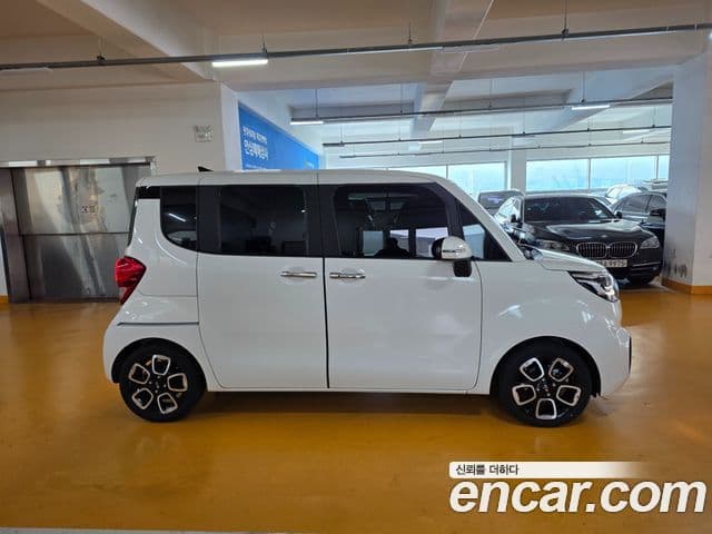 Kia The / новый New Ray Signature, 2021 3