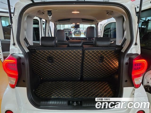 Kia The / новый New Ray Signature, 2021 11