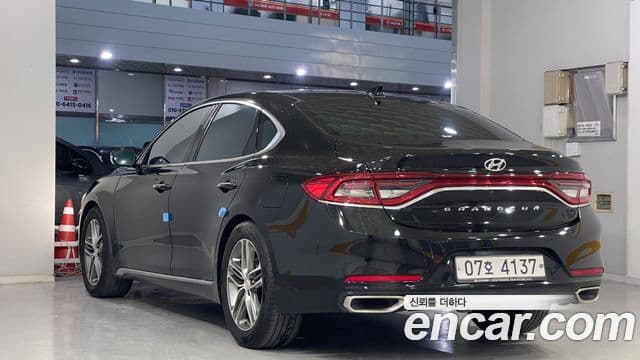 Hyundai Grandeur IG 3.0 LPi Exclusive (арендный автомобиль), 2017 6