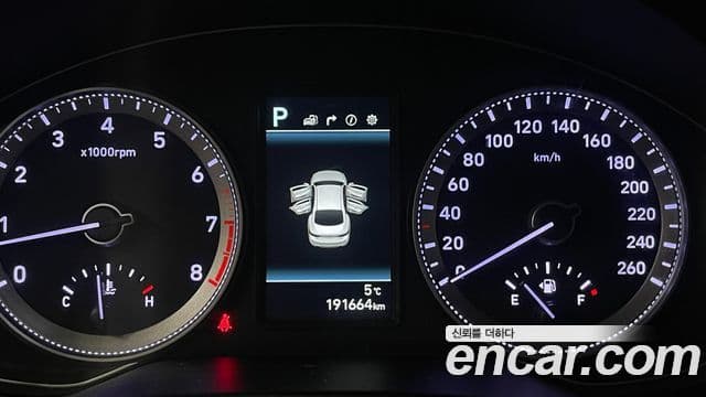 Hyundai Grandeur IG 3.0 LPi Exclusive (арендный автомобиль), 2017 13