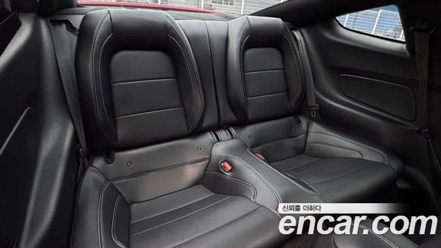 Ford Mustang купе, 2021 15