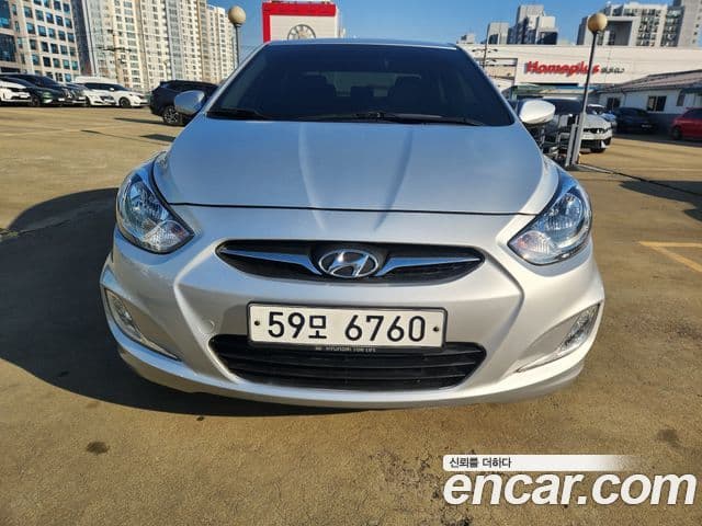 Hyundai Accent(новый кузов / новое поколение) Modern, 2015 3