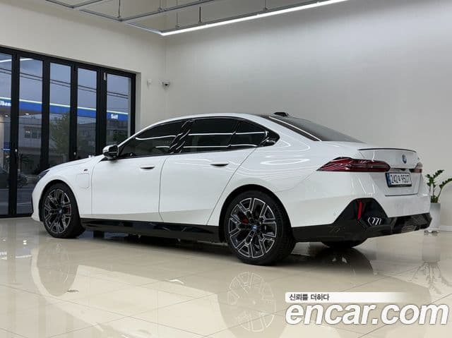 BMW 5시리즈 (G60) 530e M Sport Pro, 2024 2