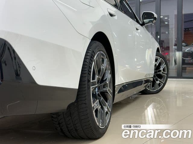 BMW 5시리즈 (G60) 530e M Sport Pro, 2024 16