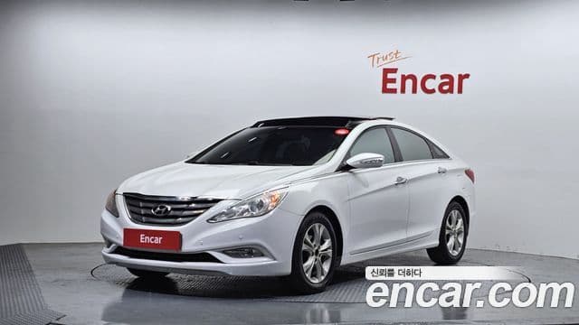 Hyundai YF Sonata люксовая версия, 2010 1