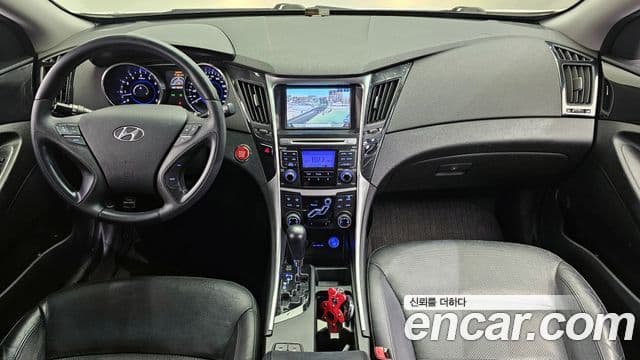 Hyundai YF Sonata люксовая версия, 2010 7