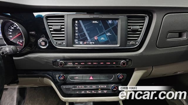 Kia All New Carnival Prestige, 2017 15