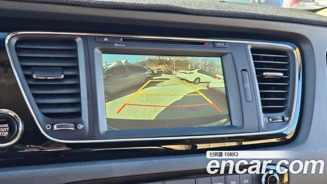 Kia All New Carnival Prestige, 2016 16