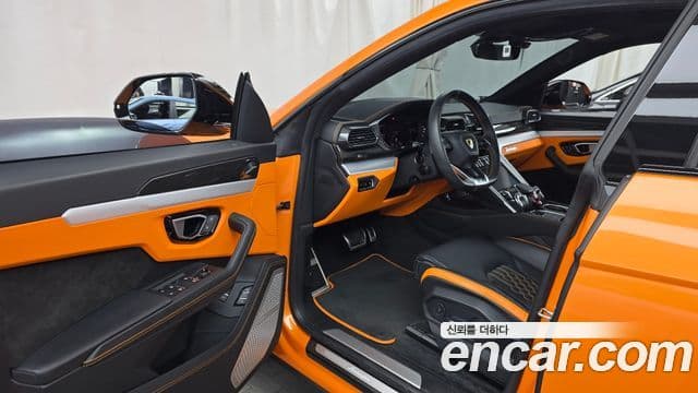 Lamborghini Urus 4.0 V8 S, 2024 10
