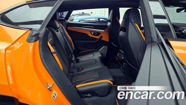 Lamborghini Urus 4.0 V8 S, 2024 12