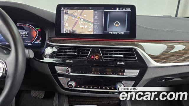 BMW 5시리즈 (G30) Luxury, 2023 14