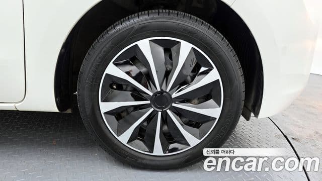 Kia The / новый New Ray Prestige Special, 2021 все фото