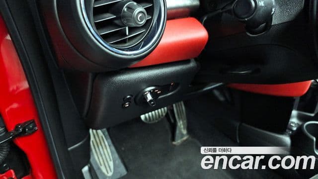 Mini Cooper S кабриолет 3세대, 2019 14