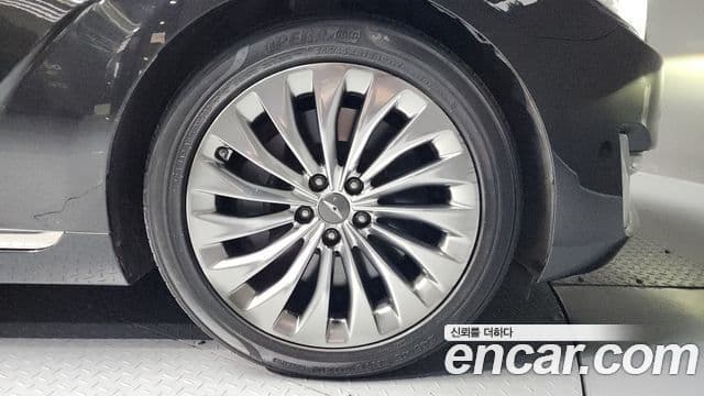 Genesis EQ900 Premium Luxury, 2018 все фото