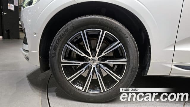 Volvo XC60 2세대 T6 Inscription, 2020 все фото