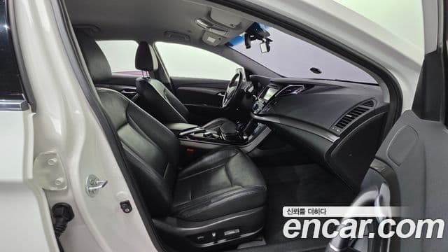 Hyundai i40 살룬 PYL, 2014 10