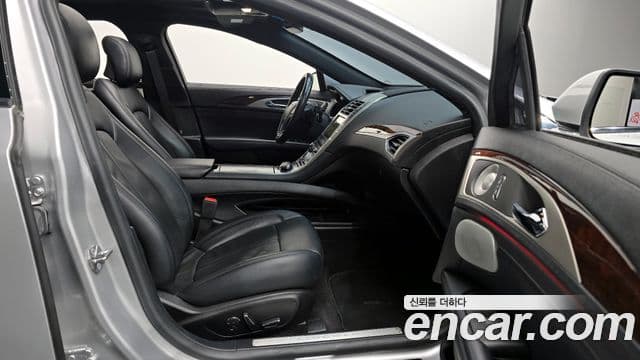 Lincoln New MKZ 2세대, 2017 11