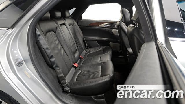 Lincoln New MKZ 2세대, 2017 12