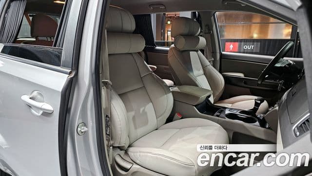 Kia All New Carnival бензин 7인승 экспортная версия, 2017 10