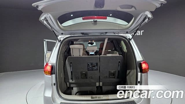 Kia All New Carnival бензин 7인승 экспортная версия, 2017 20