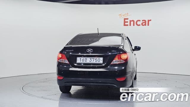 Hyundai Accent(новый кузов / новое поколение) 1.4 VVT Smart, 2014 4