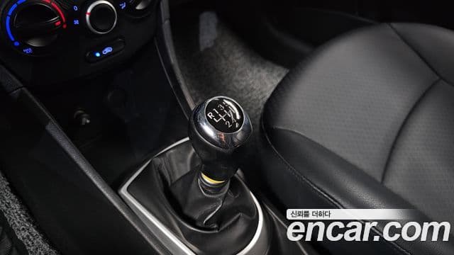 Hyundai Accent(новый кузов / новое поколение) 1.4 VVT Smart, 2014 9