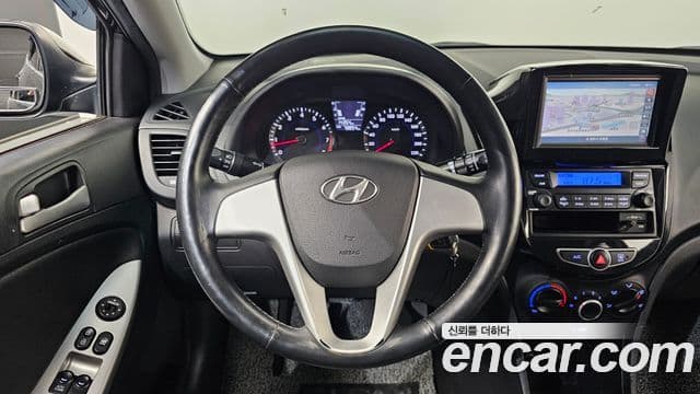 Hyundai Accent(новый кузов / новое поколение) 1.4 VVT Smart, 2014 16